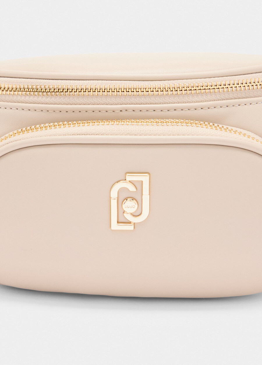 pochette avec sac à main