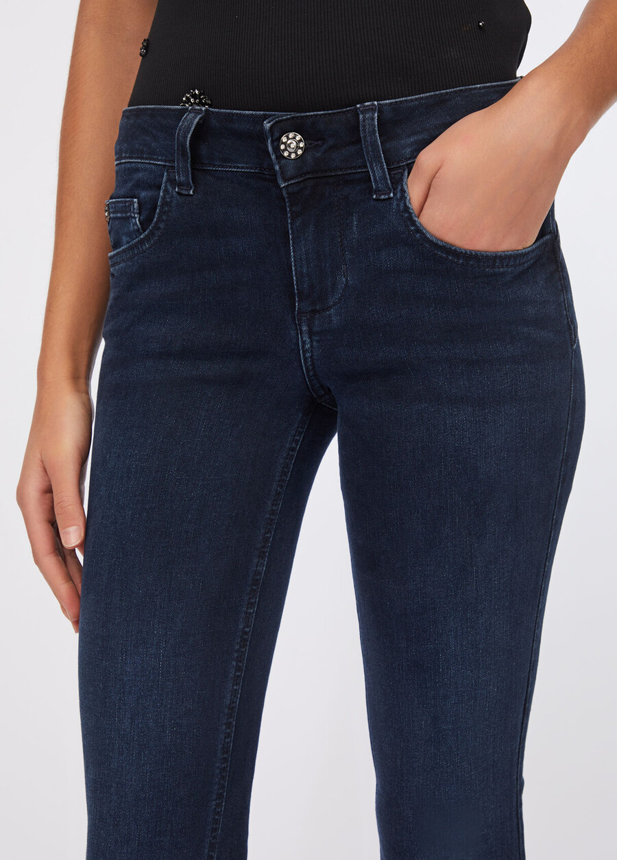 jean bootcut à ourlet retroussé