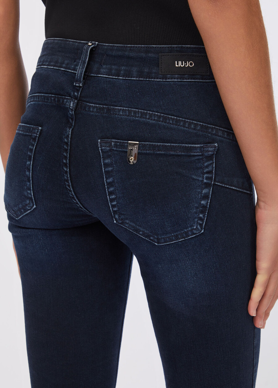 jean bootcut à ourlet retroussé