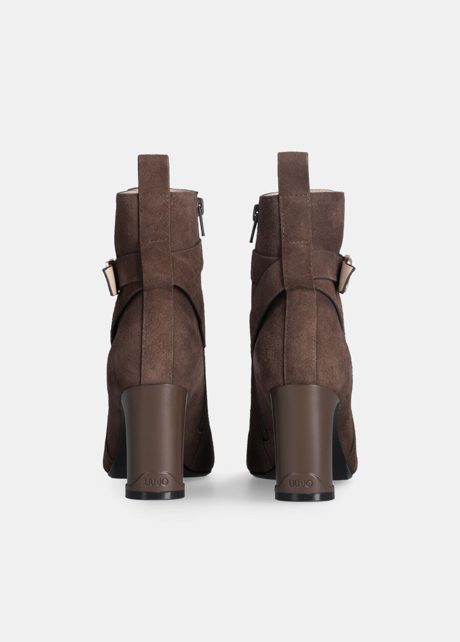 bottines en daim
