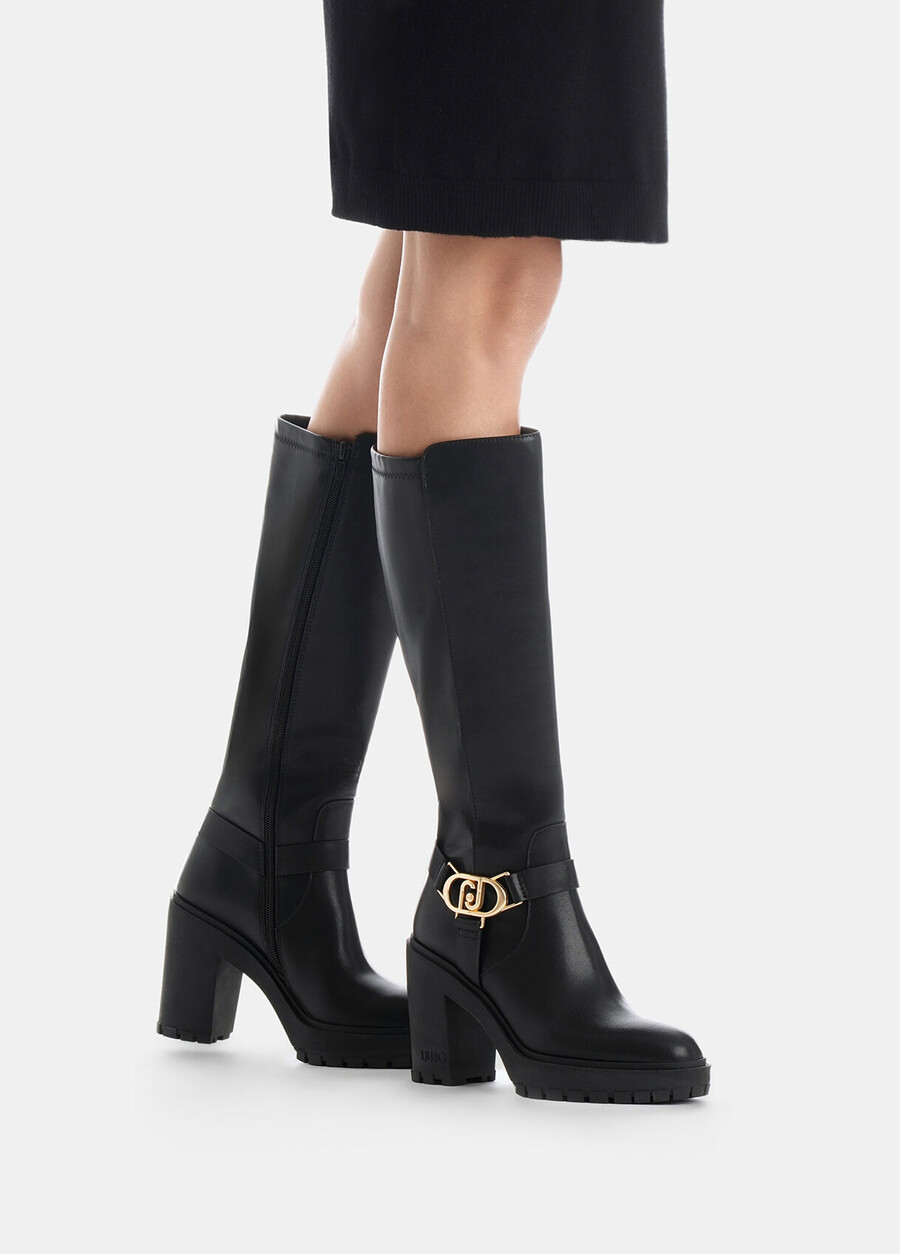 bottes hautes en cuir