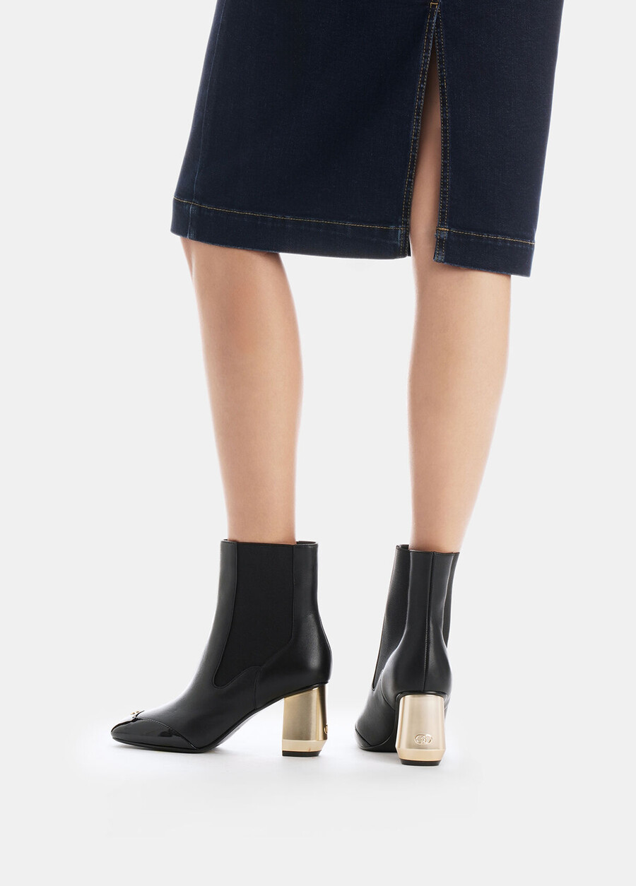 bottines en cuir avec logo