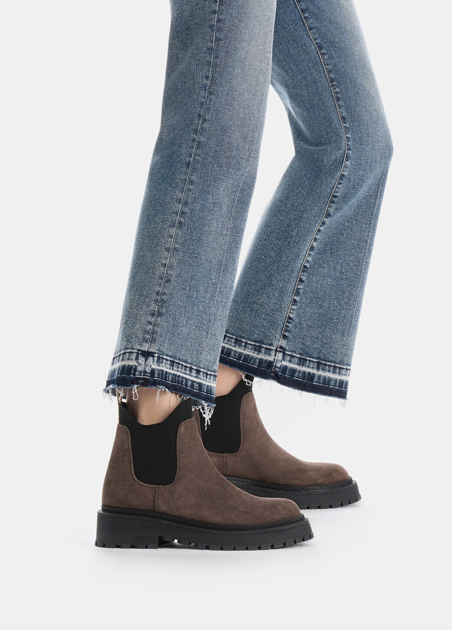 bottines beatles en daim
