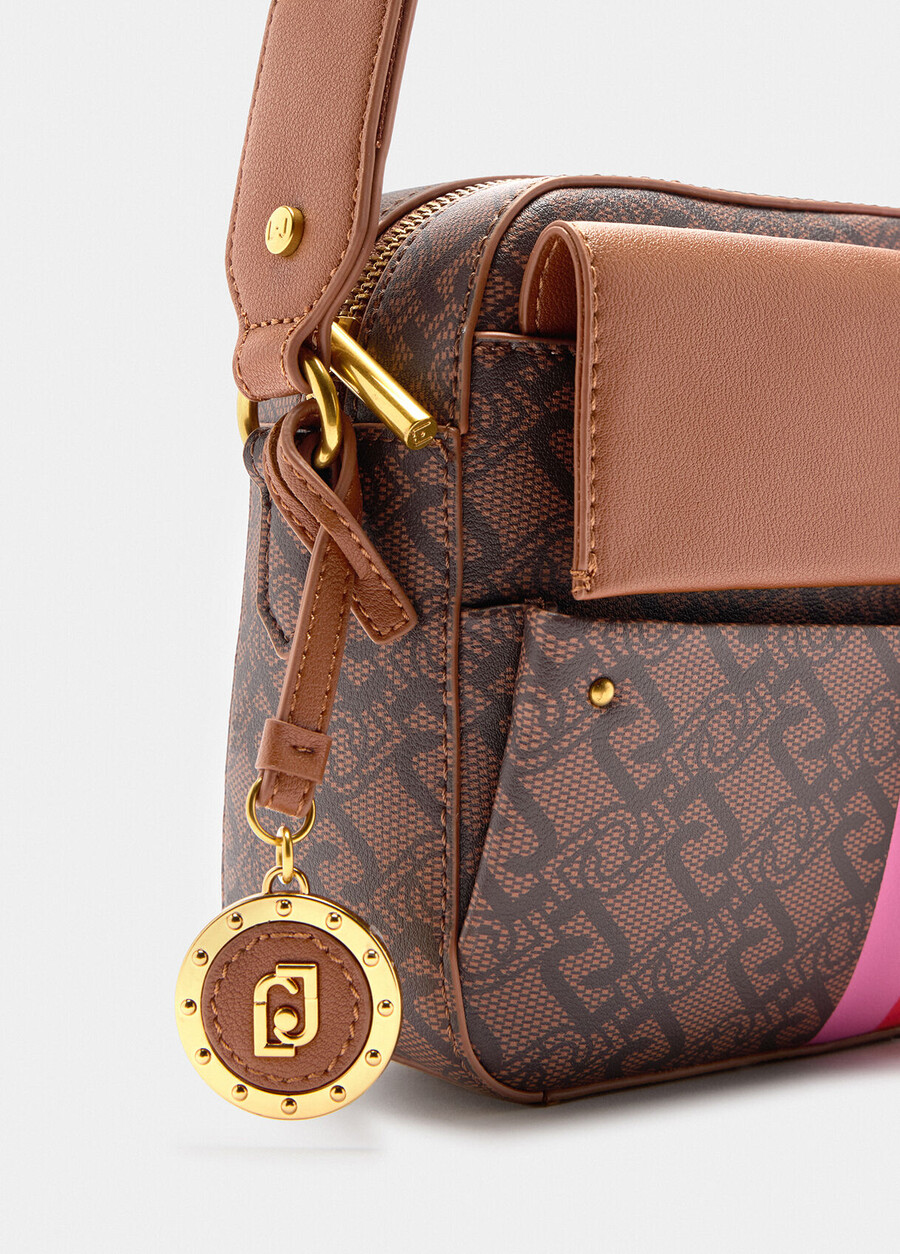 sac bandoulière moyen avec breloque