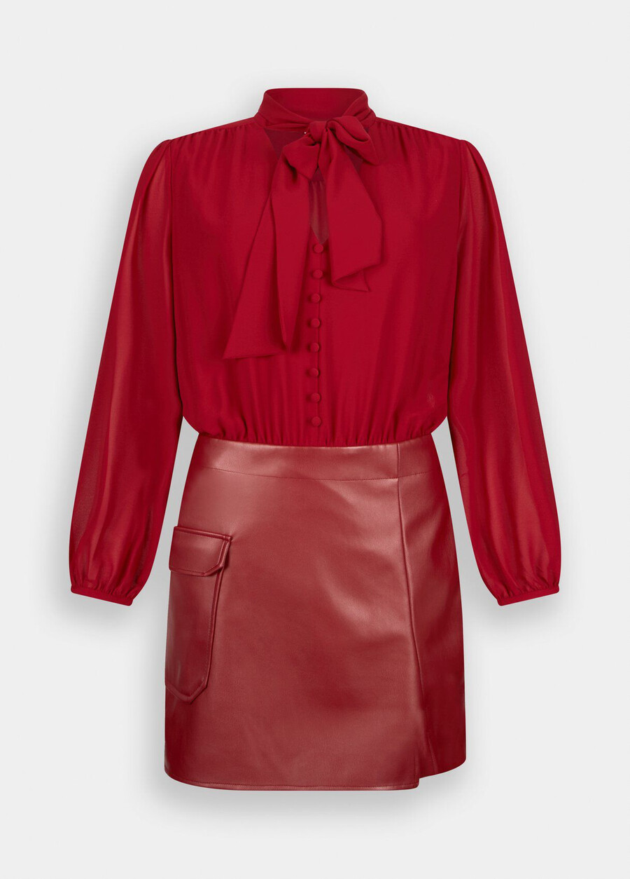 robe courte ornée dun nœud