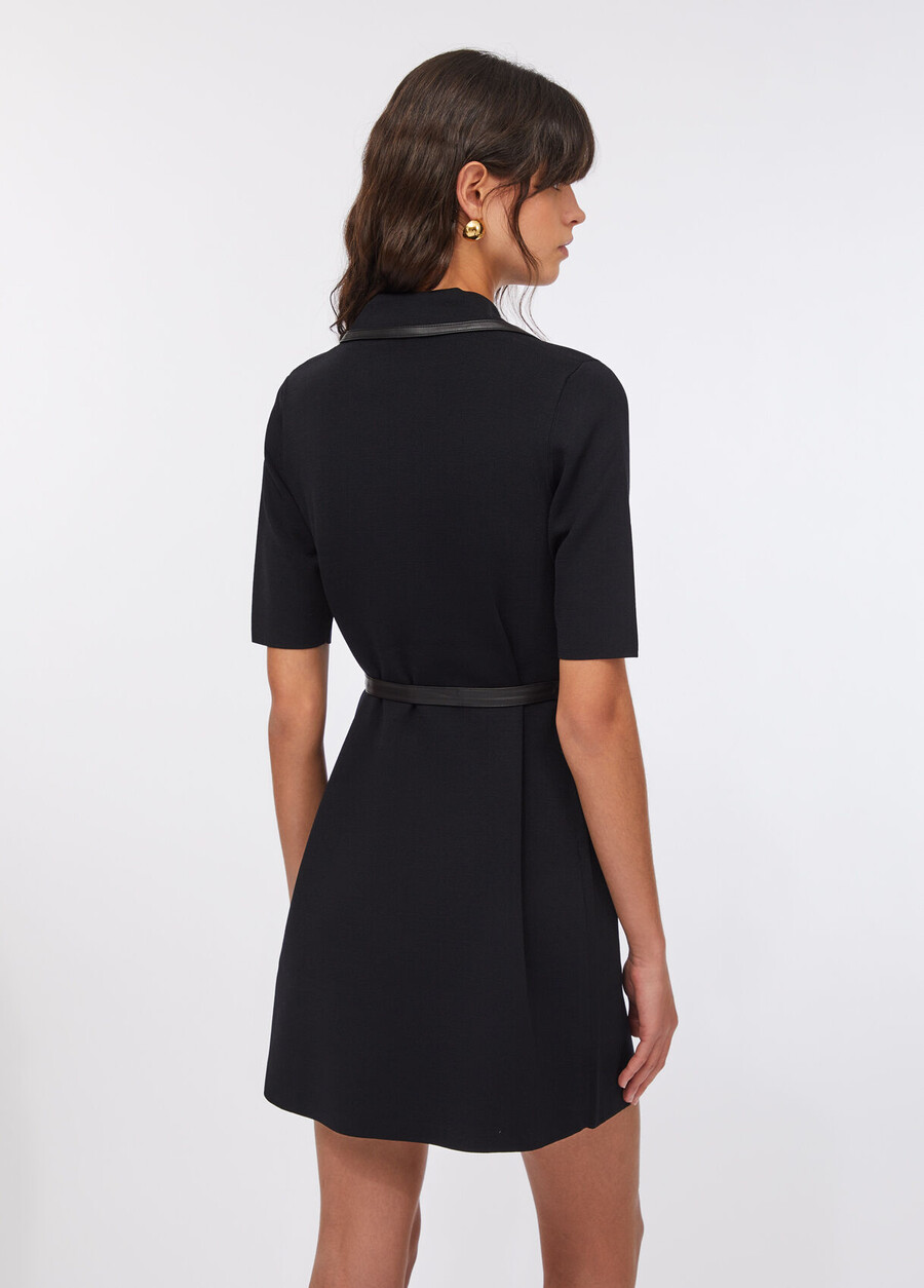 robe en maille avec ceinture