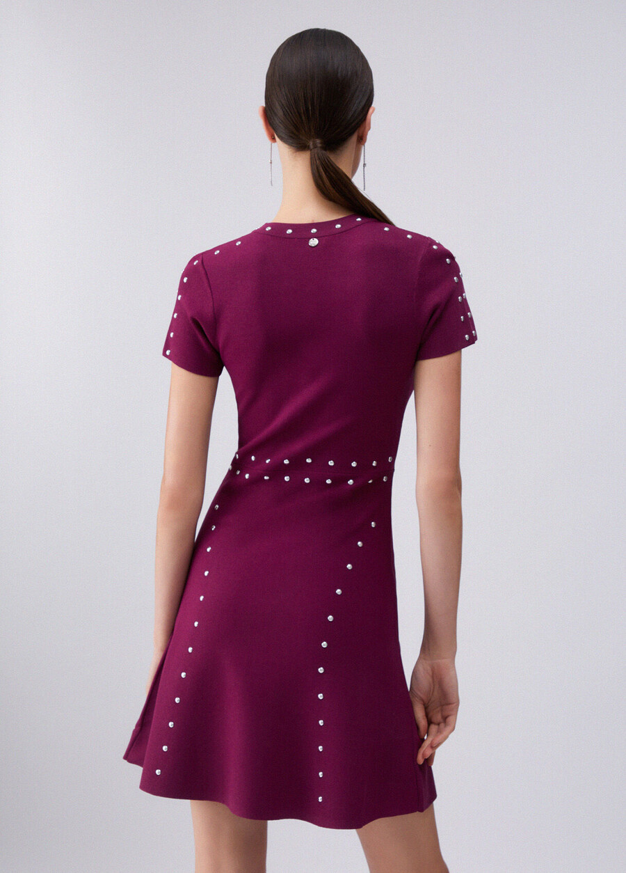 robe en maille à clous