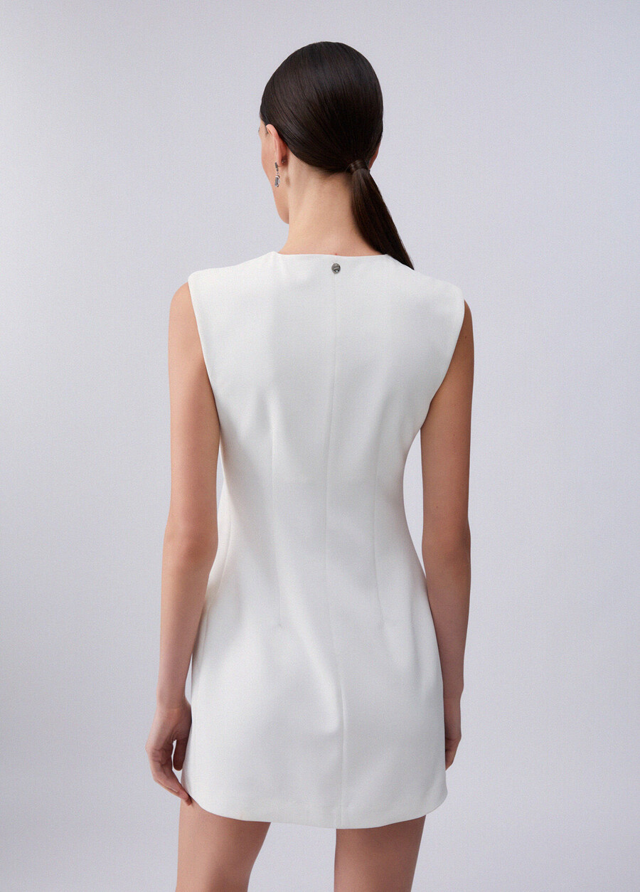 robe courte à clous