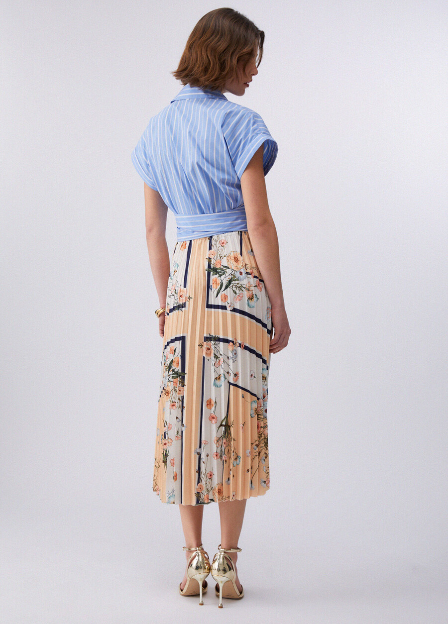 robe midi plissée