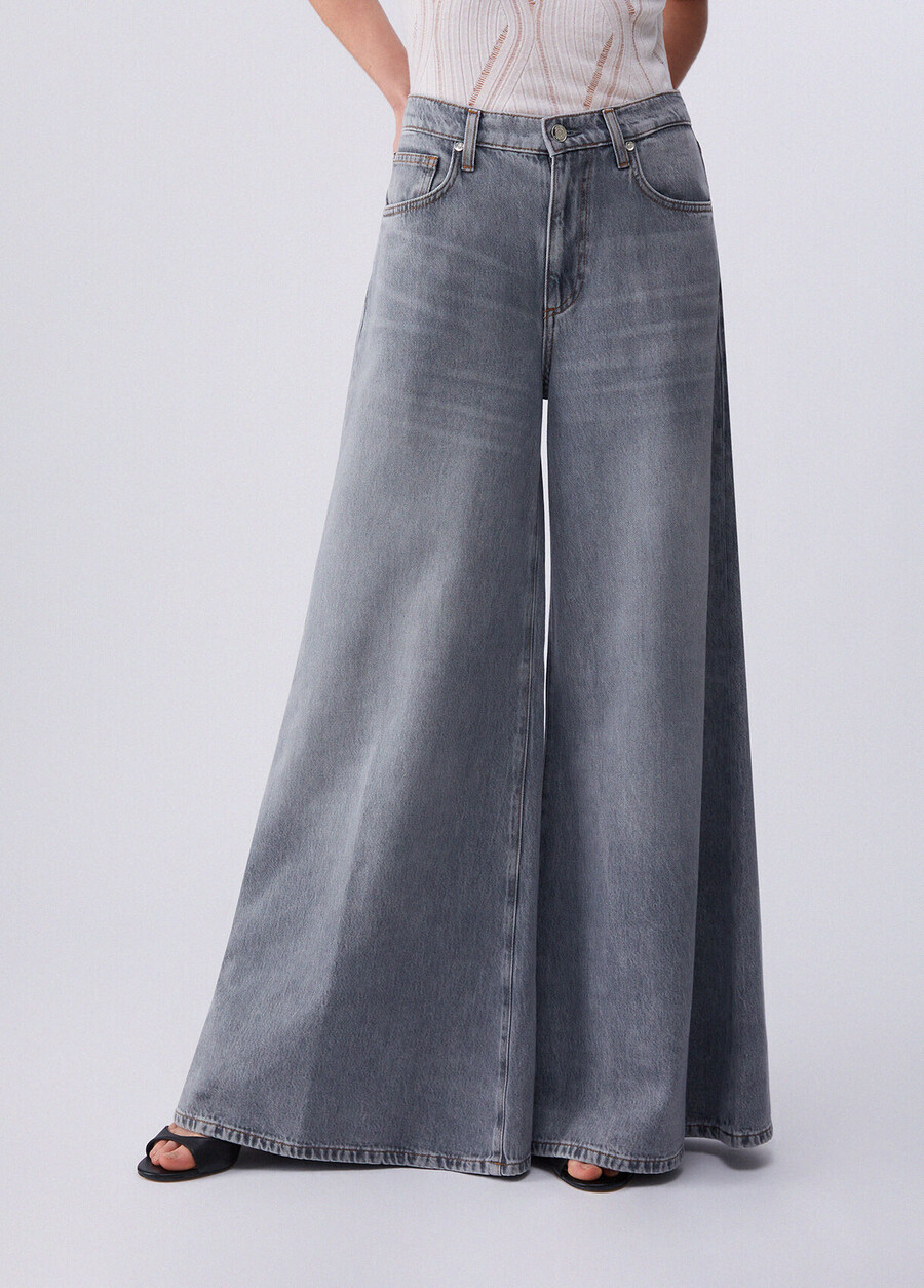 jean taille haute super évasé