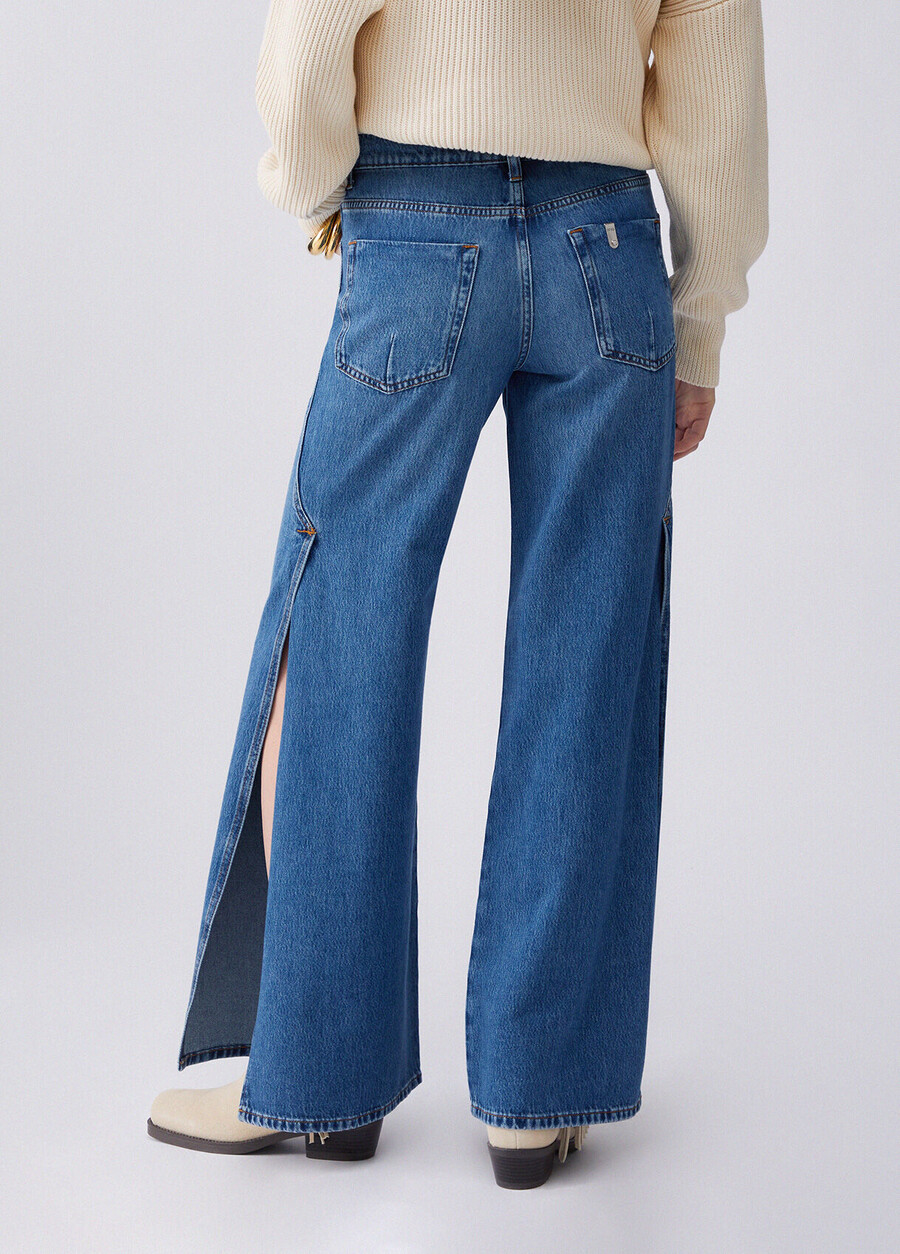 jeans évasés avec fentes latérales