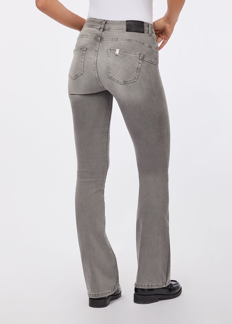 jean évasé taille haute