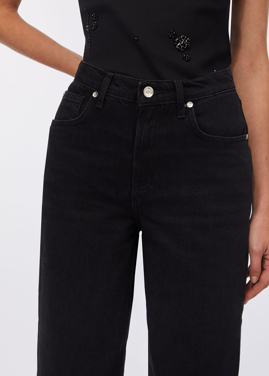 jean taille basse à jambes larges