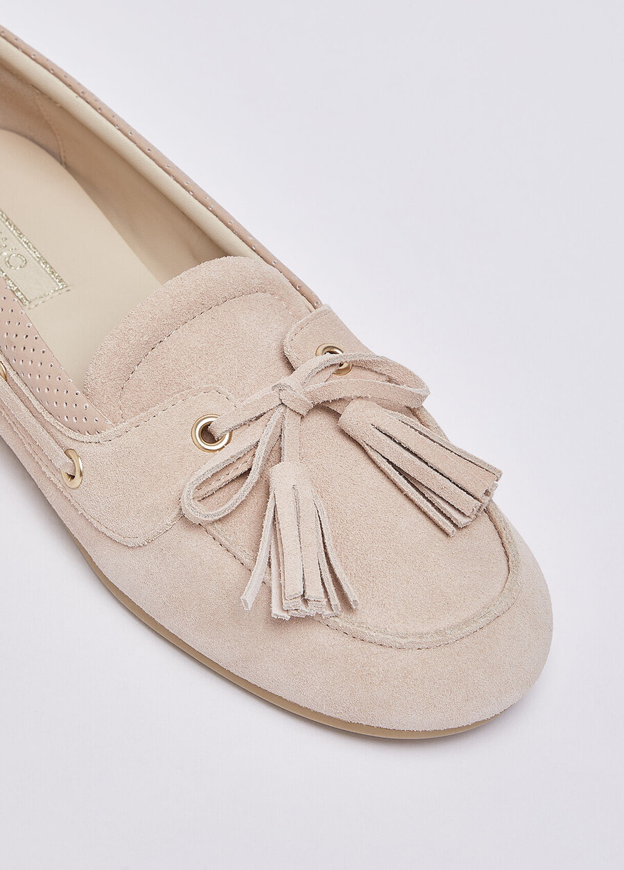 mocassins en daim à pompons