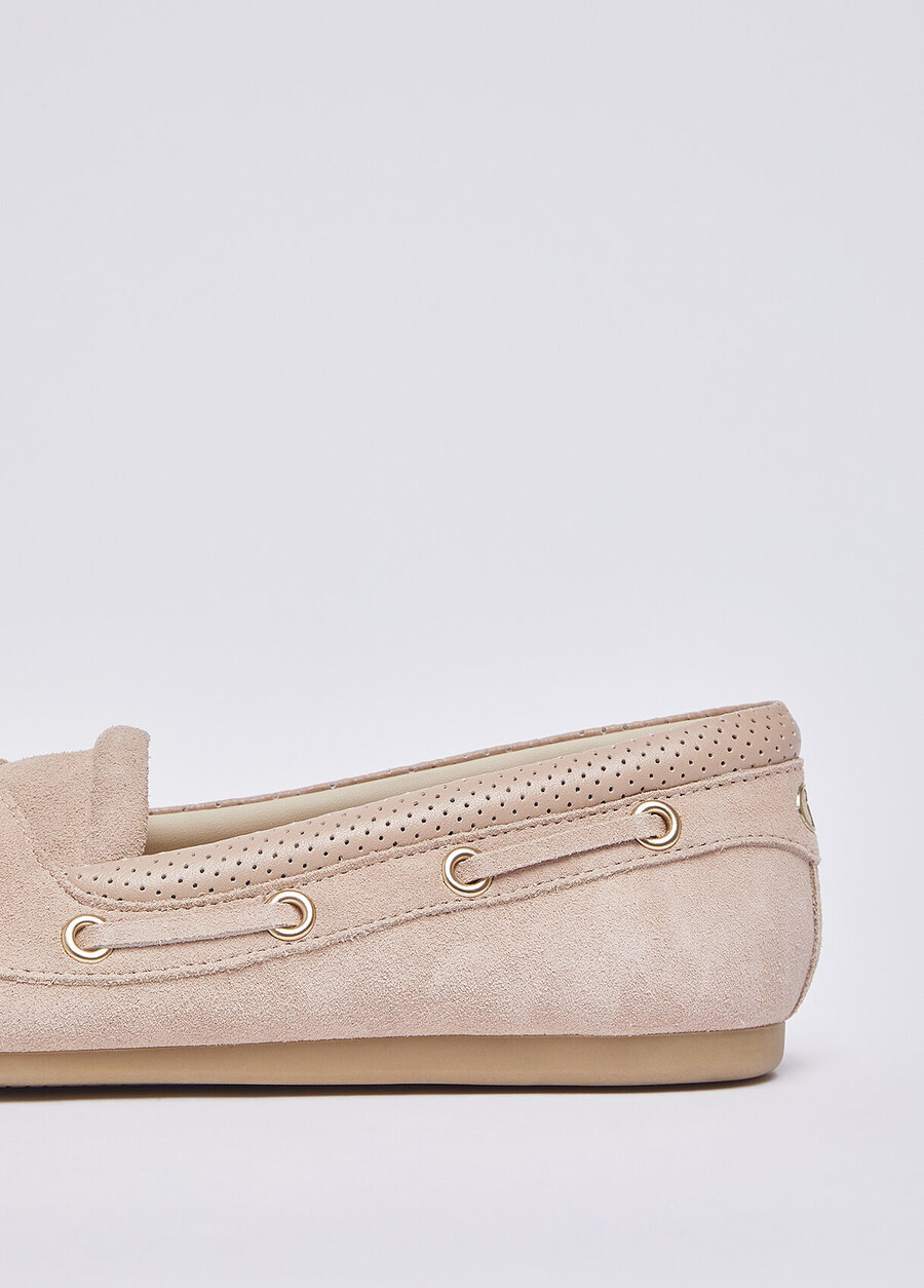 mocassins en daim à pompons