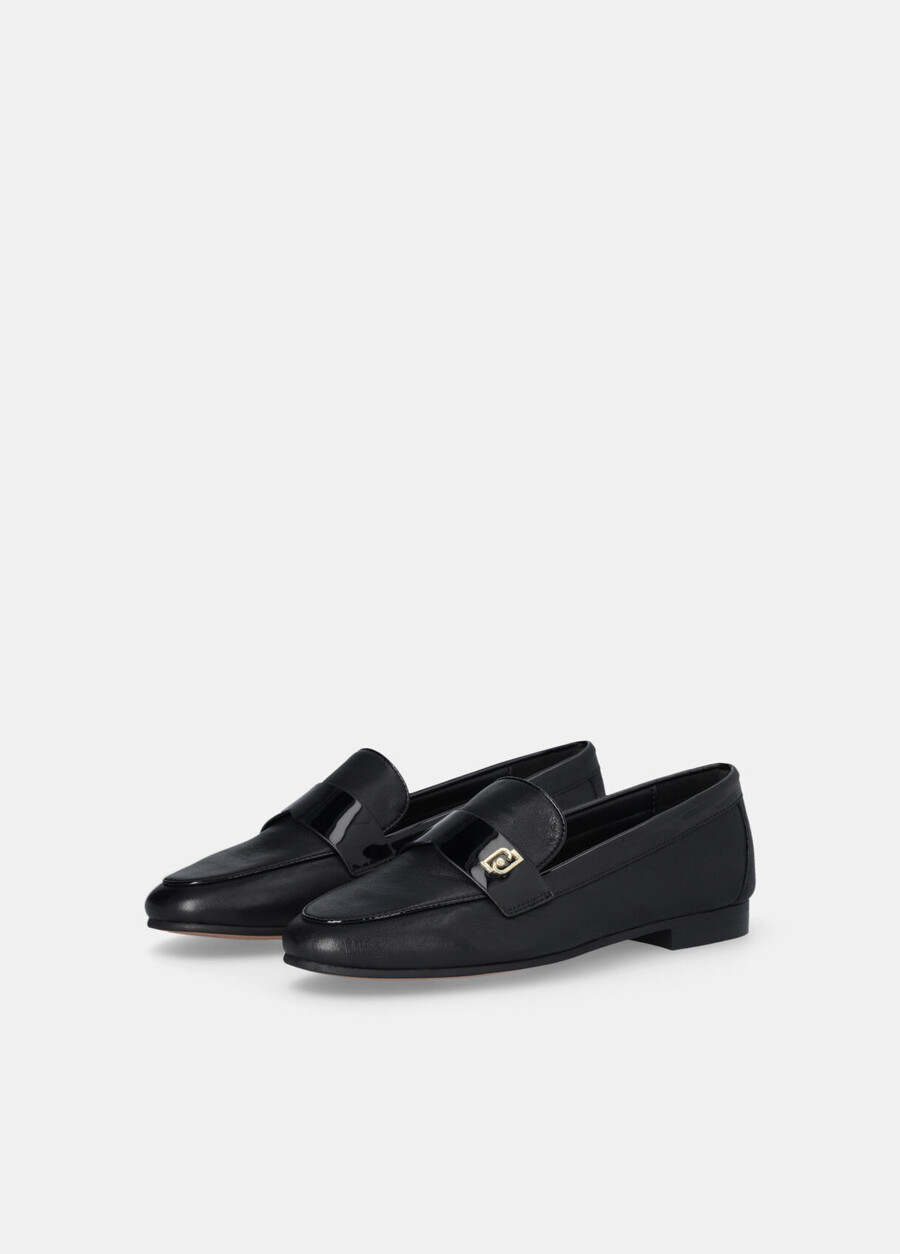 mocassins en cuir