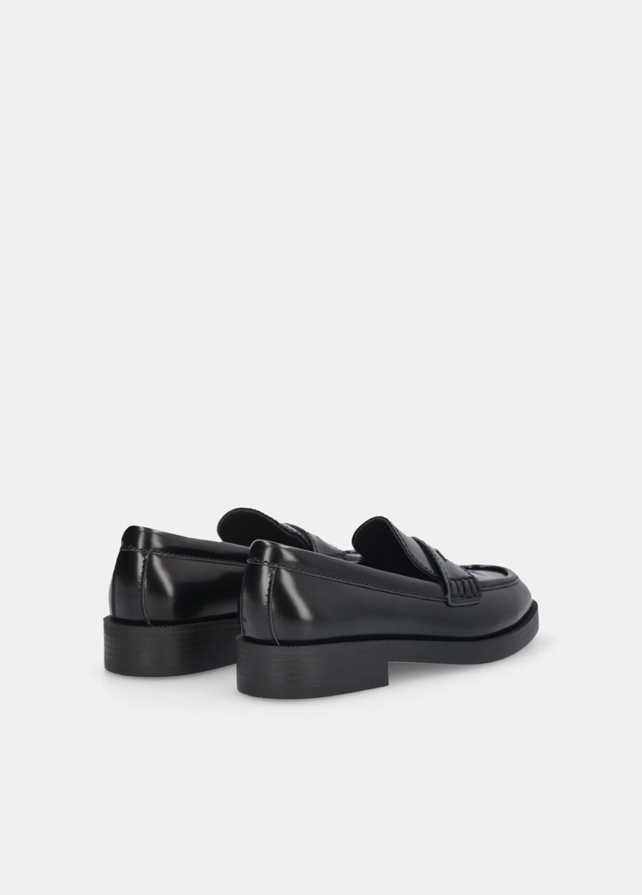 mocassins en cuir abrasé