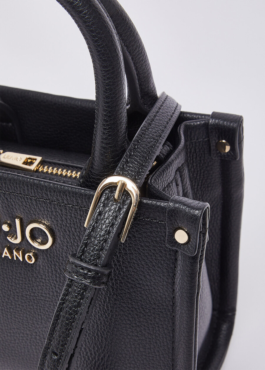 mini sac avec breloque
