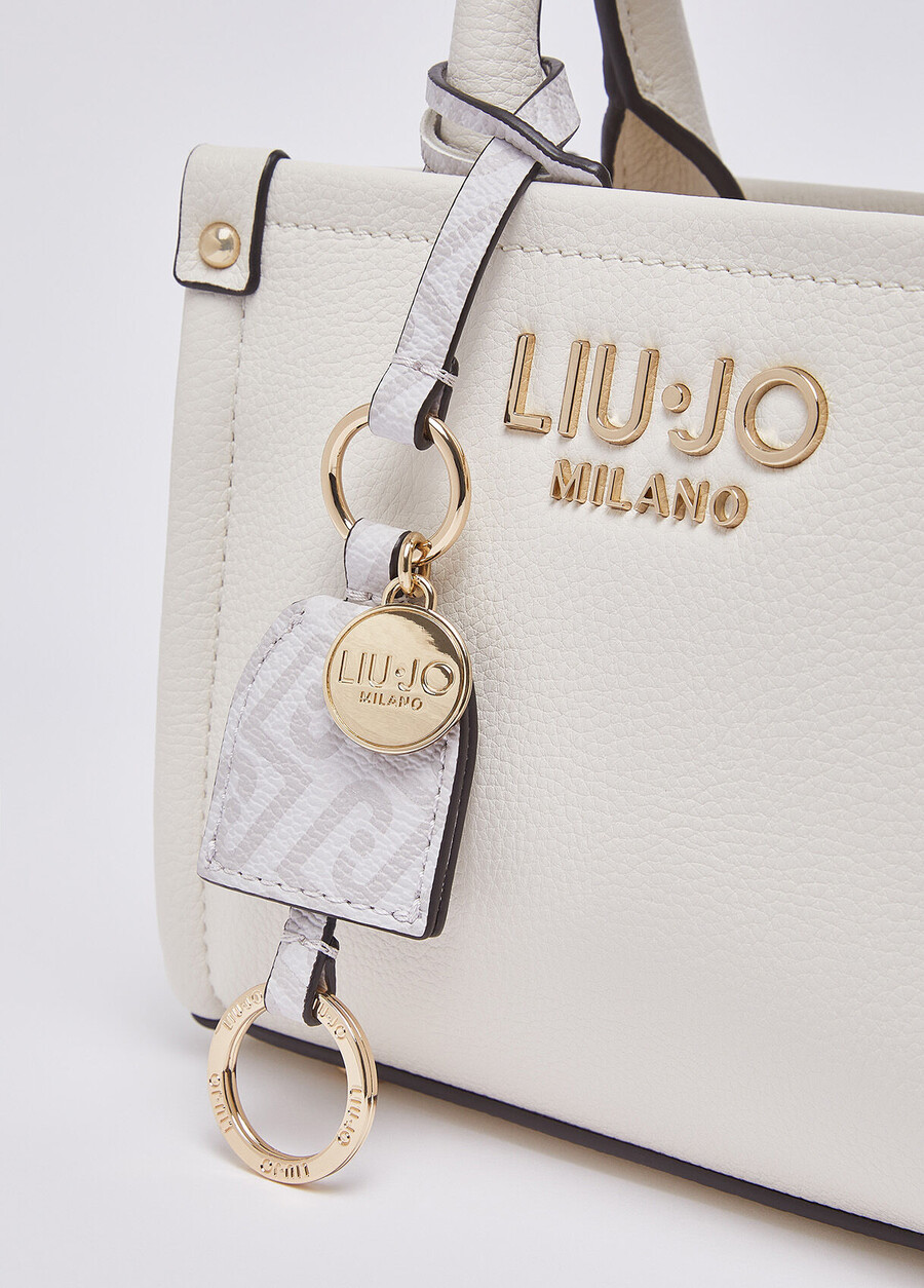 mini sac avec breloque