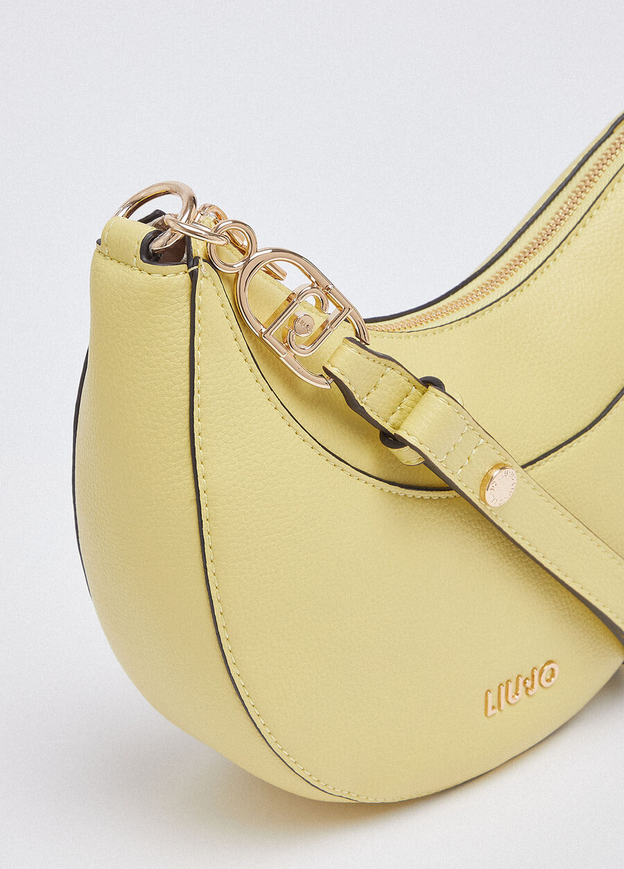 sac hobo moyen avec breloque