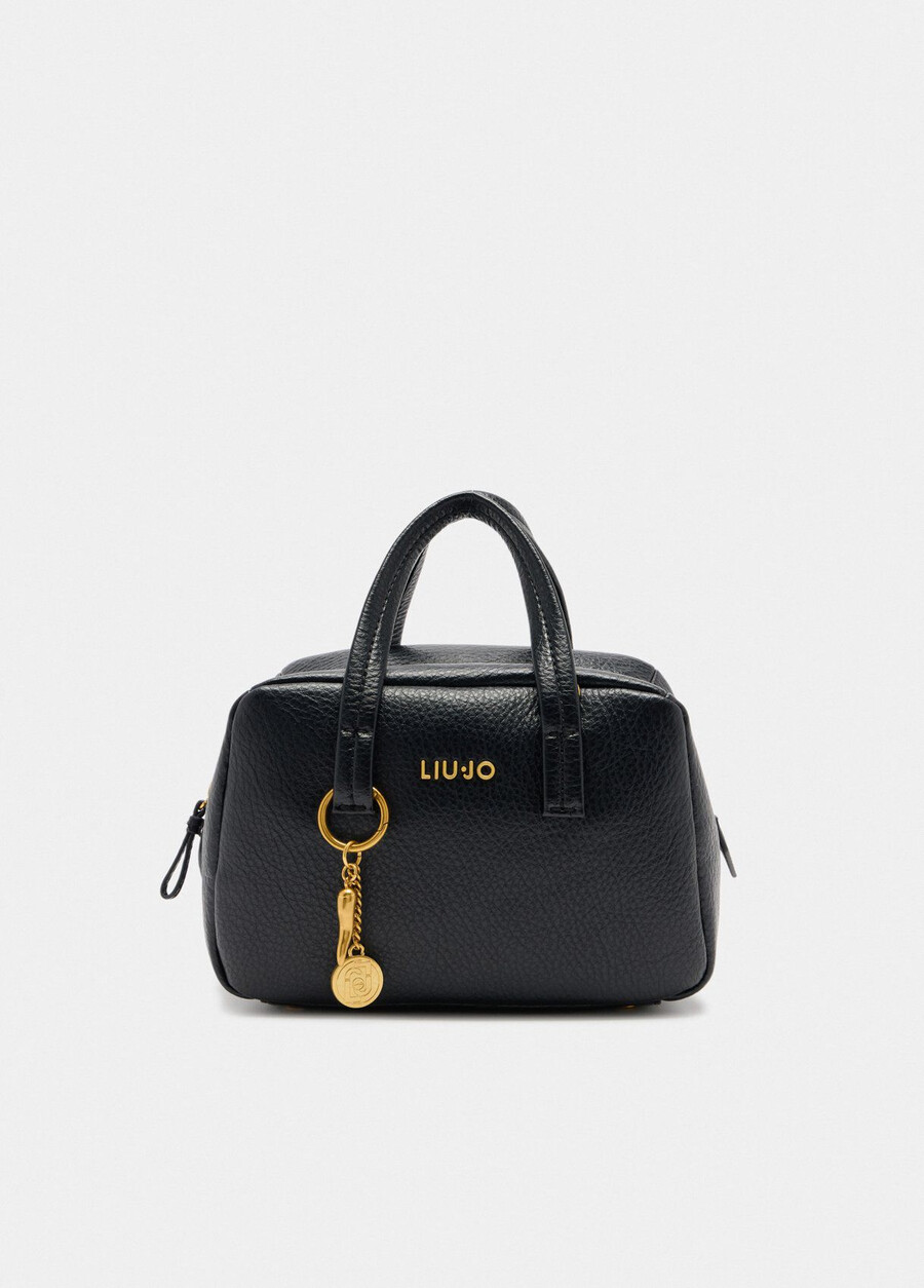 petit sac avec breloque