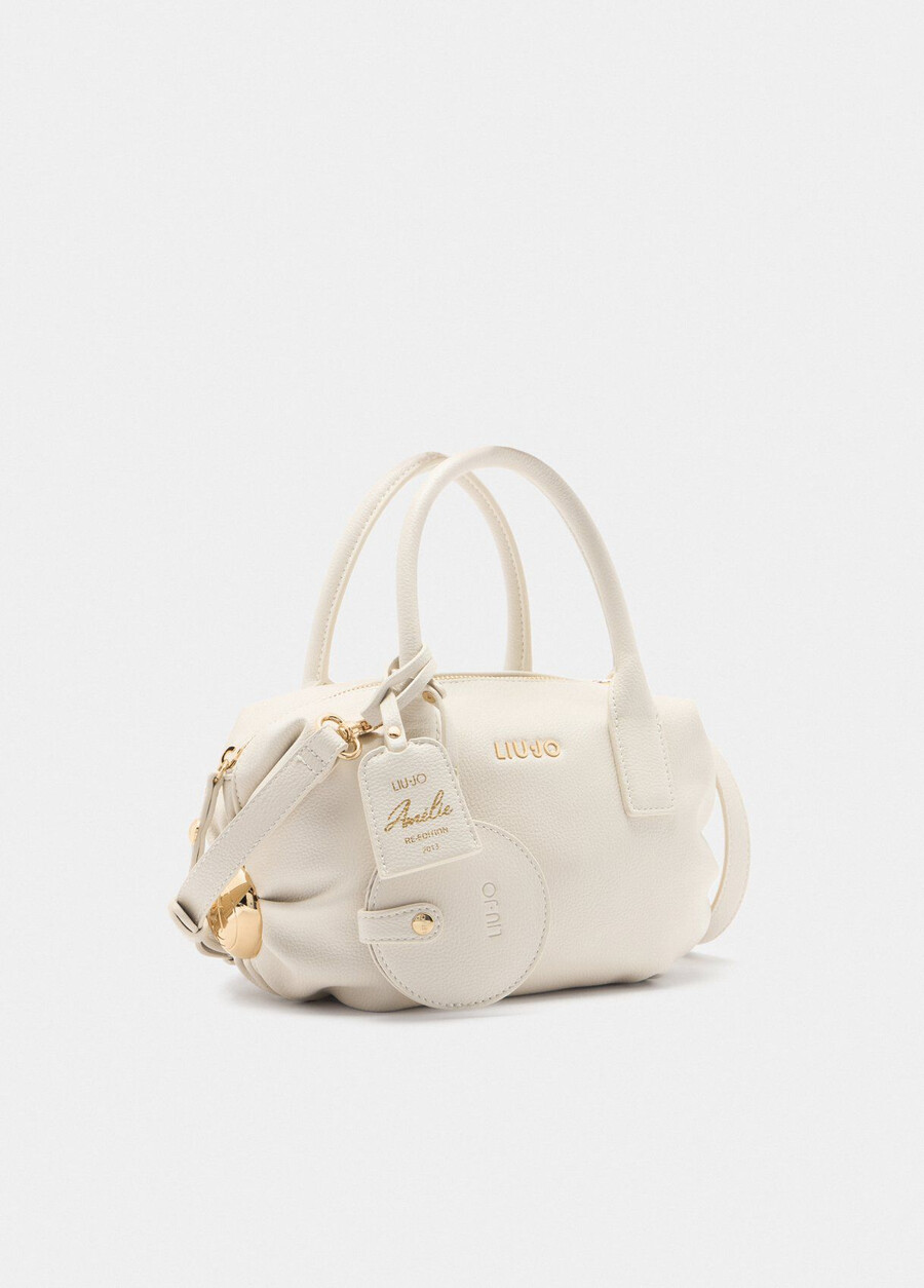 petit sac avec breloque