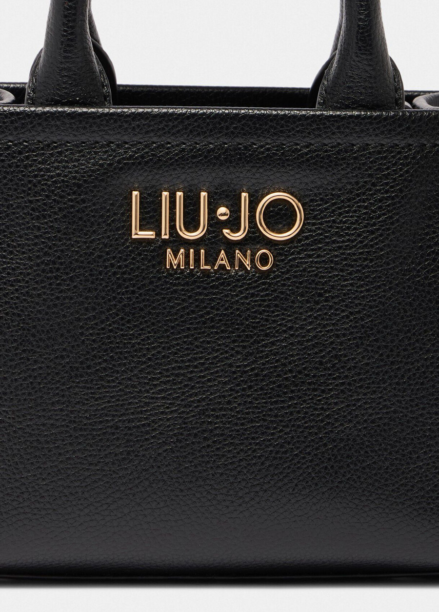 mini sac avec breloque