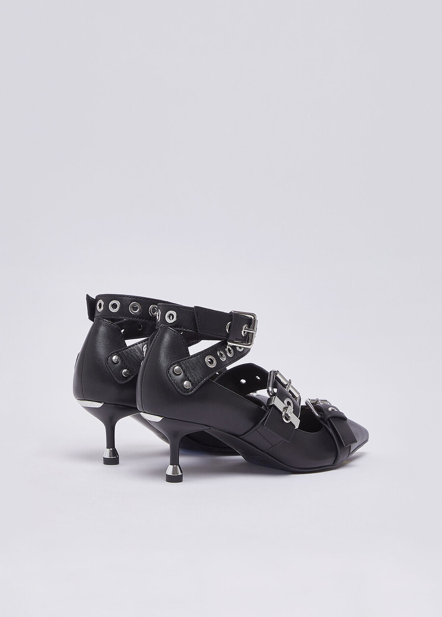 escarpins en cuir à boucles