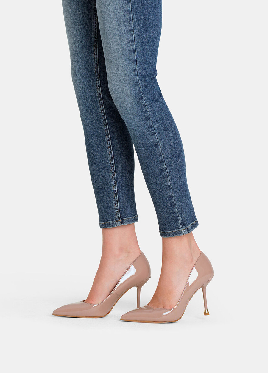 escarpins en cuir verni