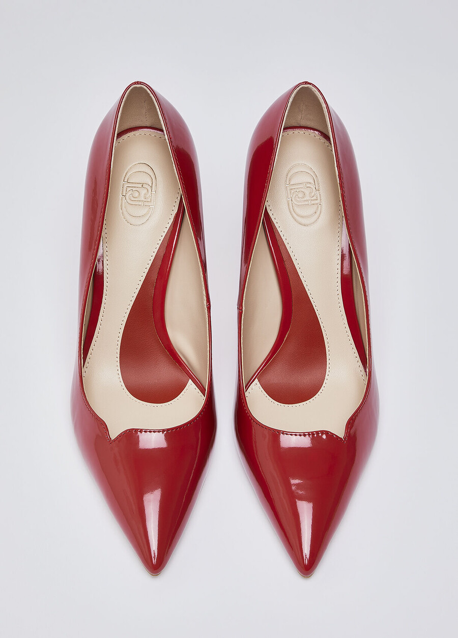 escarpins en cuir verni
