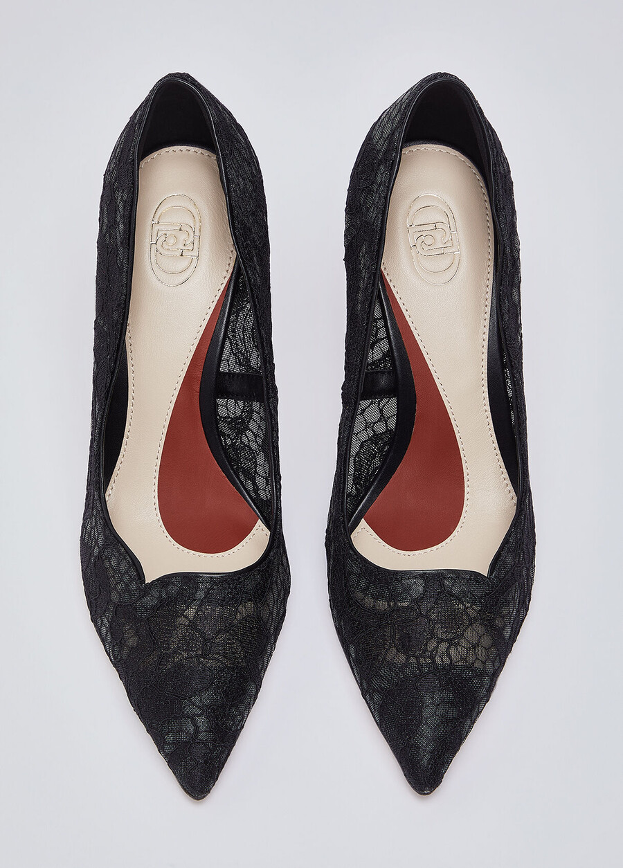 escarpins à lacets