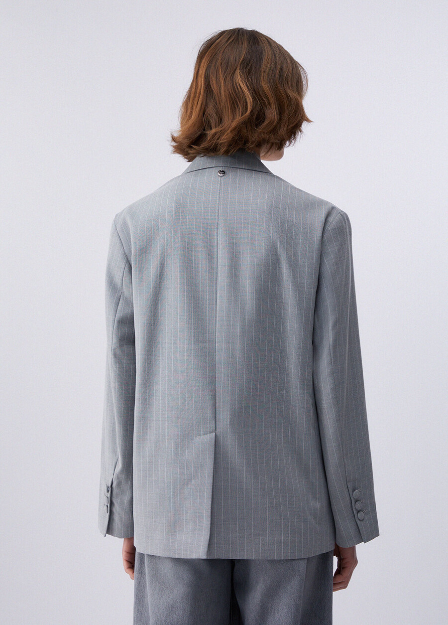 blazer à fines rayures cloutées