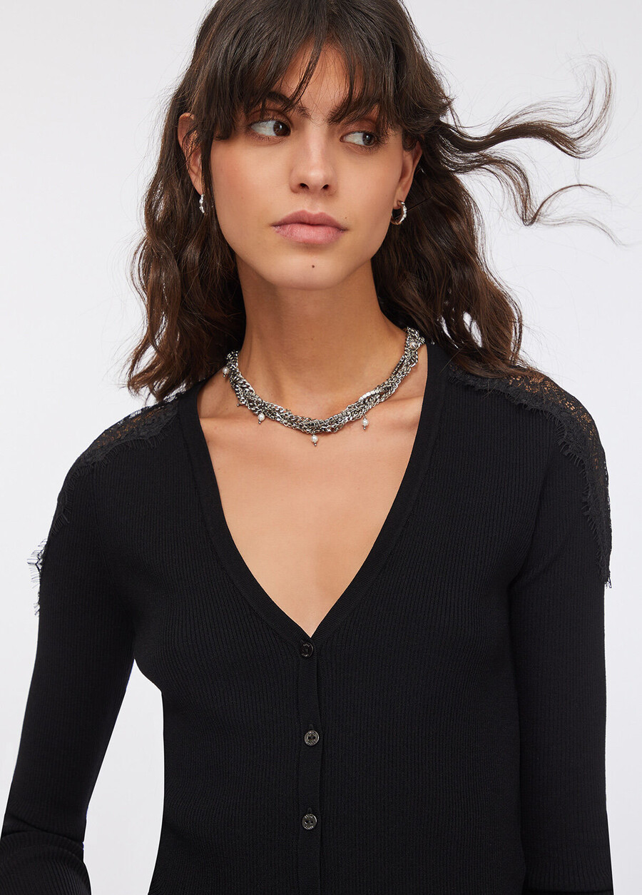 gilet en dentelle