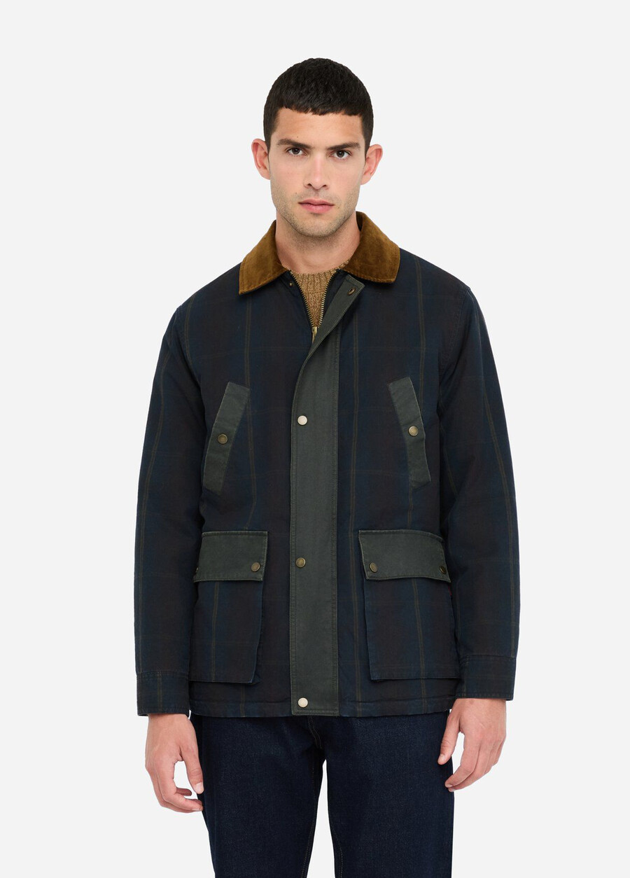 veste en tissu à carreaux