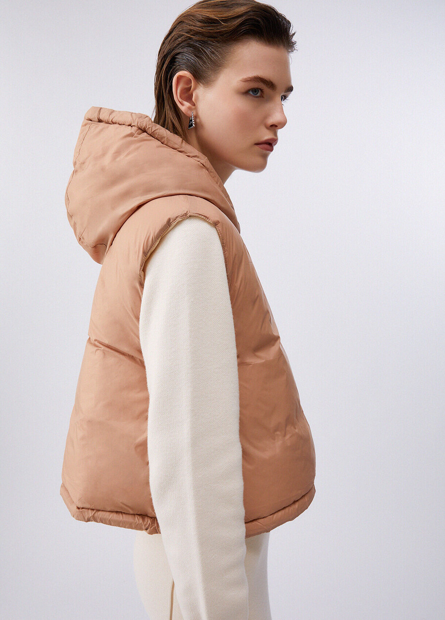 gilet court à capuche