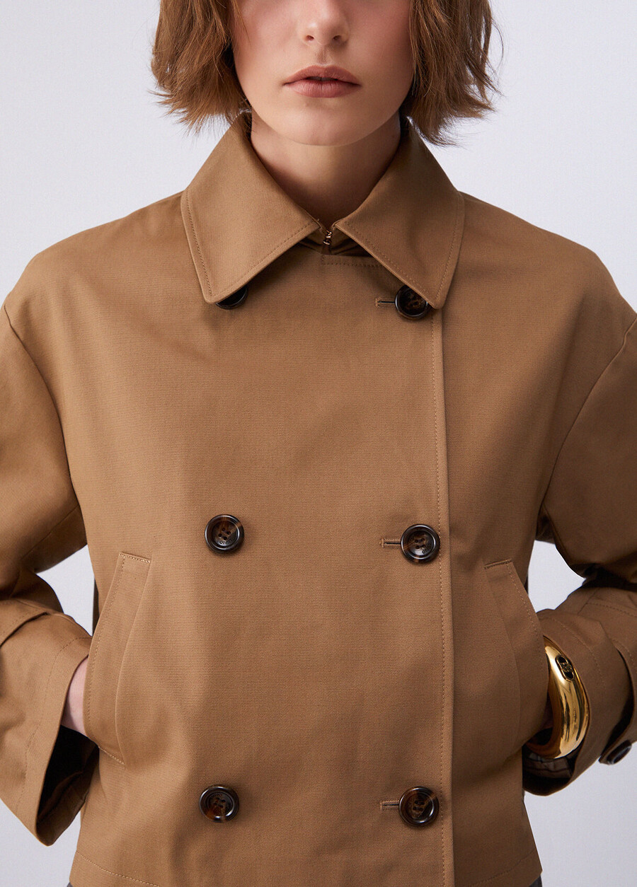 trench-coat court en gabardine