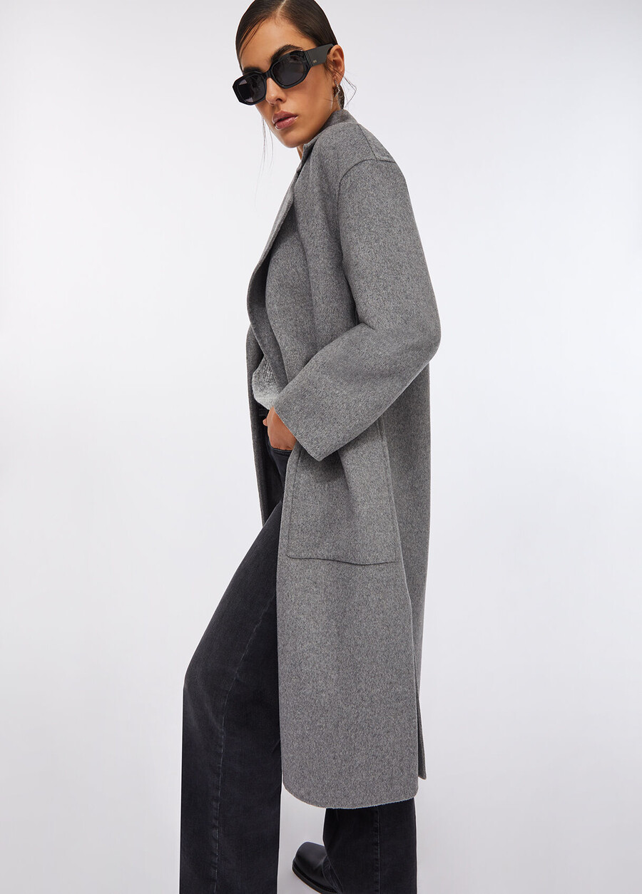 manteau en laine avec ceinture