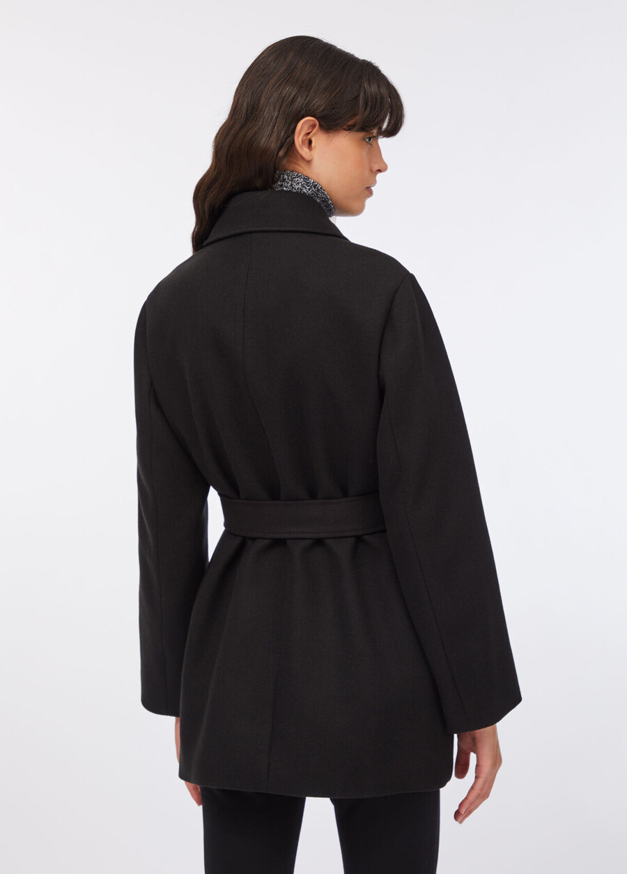 manteau avec ceinture