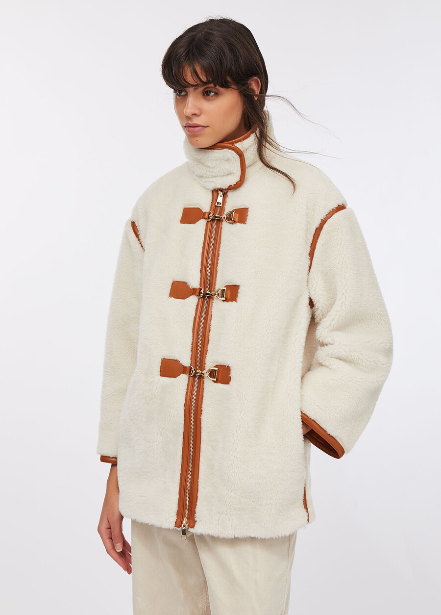 veste en tissu teddy