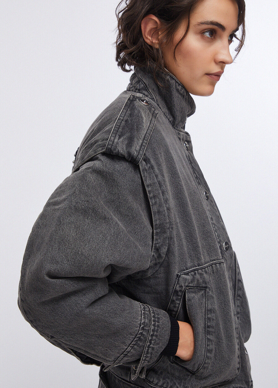 veste en jean avec broderie au dos