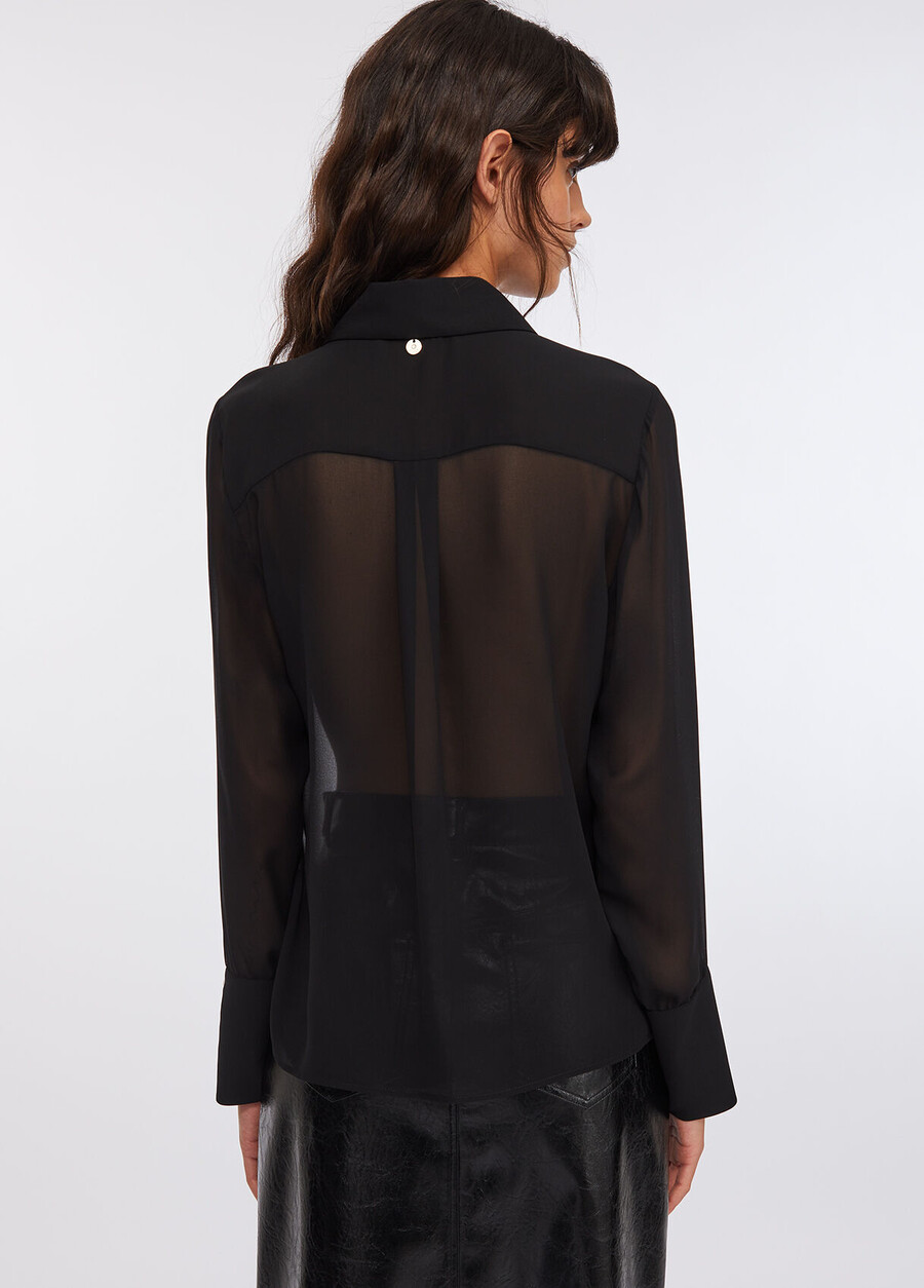 chemise à perles