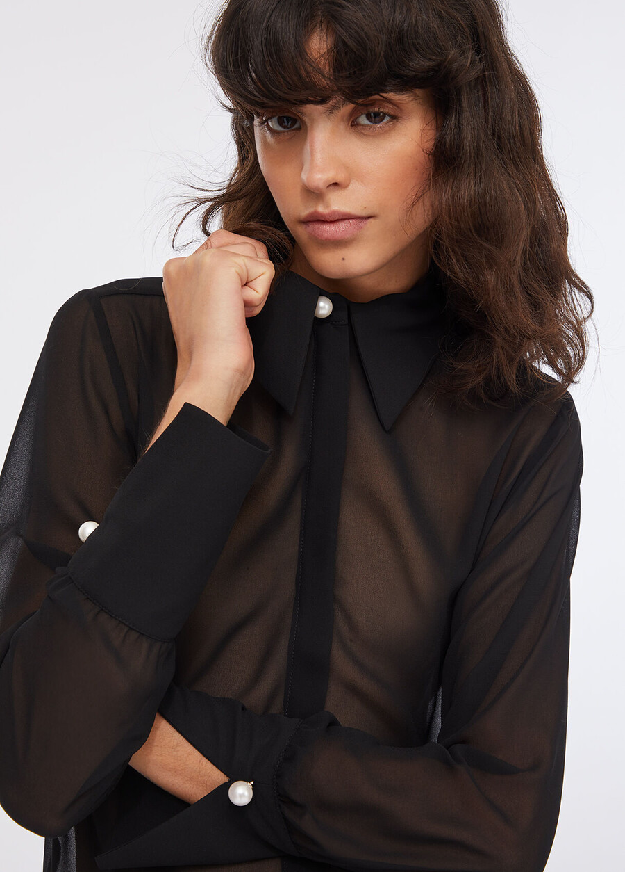 chemise à perles