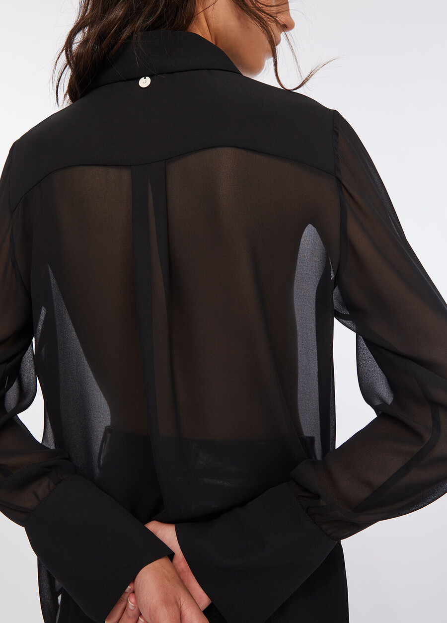 chemise à perles