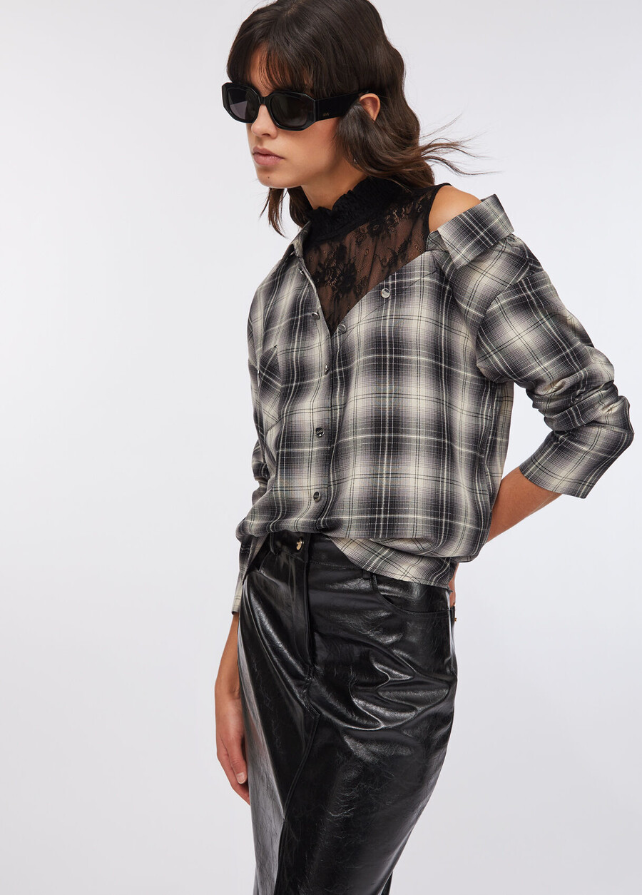 chemise à carreaux avec dentelle
