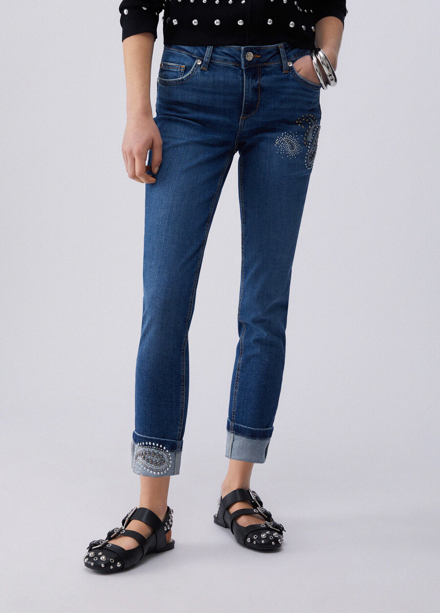 jean skinny orné de strass