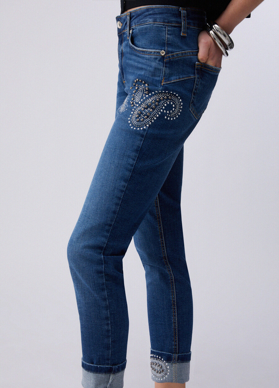jean skinny orné de strass