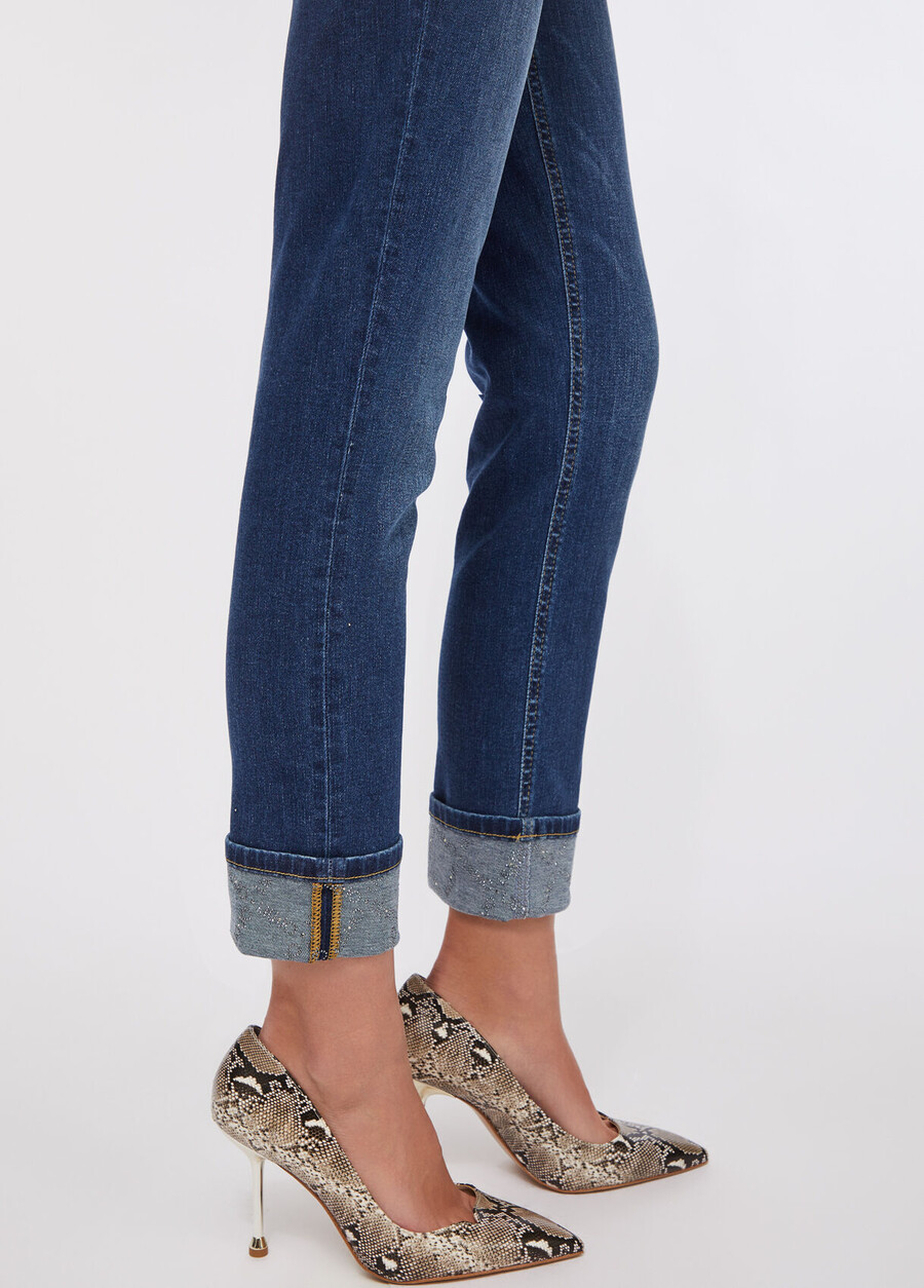 jeans skinny à revers