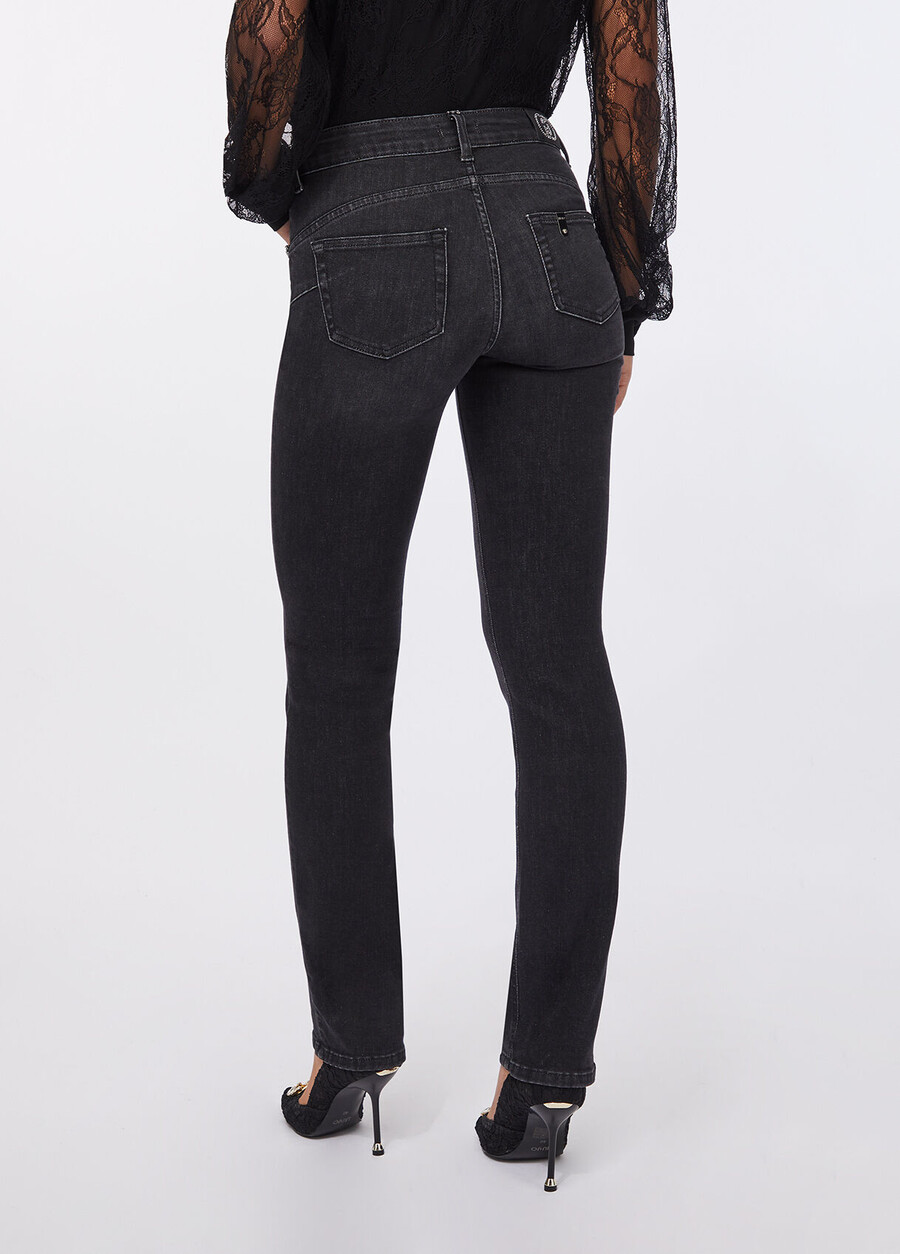 jeans slim ornés de pierres précieuses