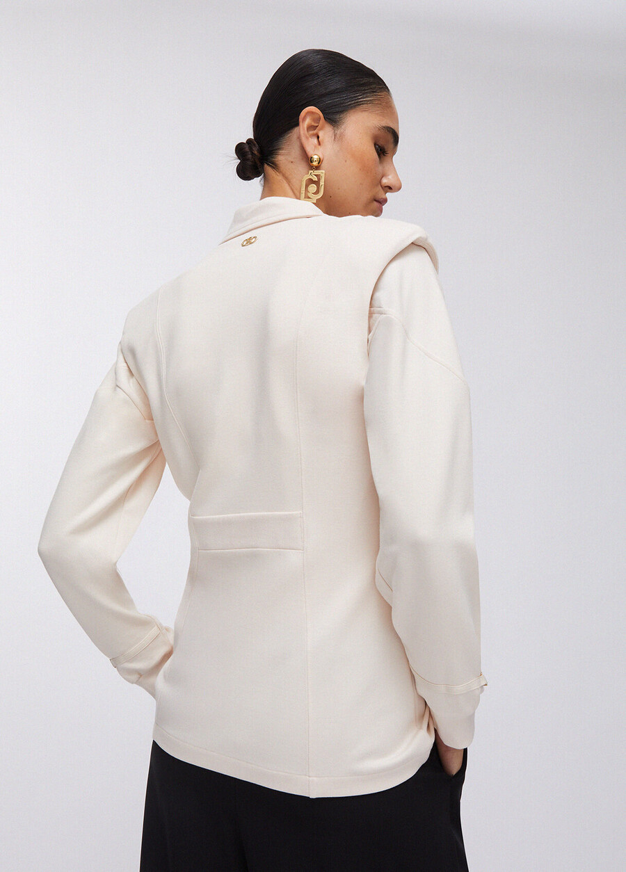 gilet à épaules rembourrées