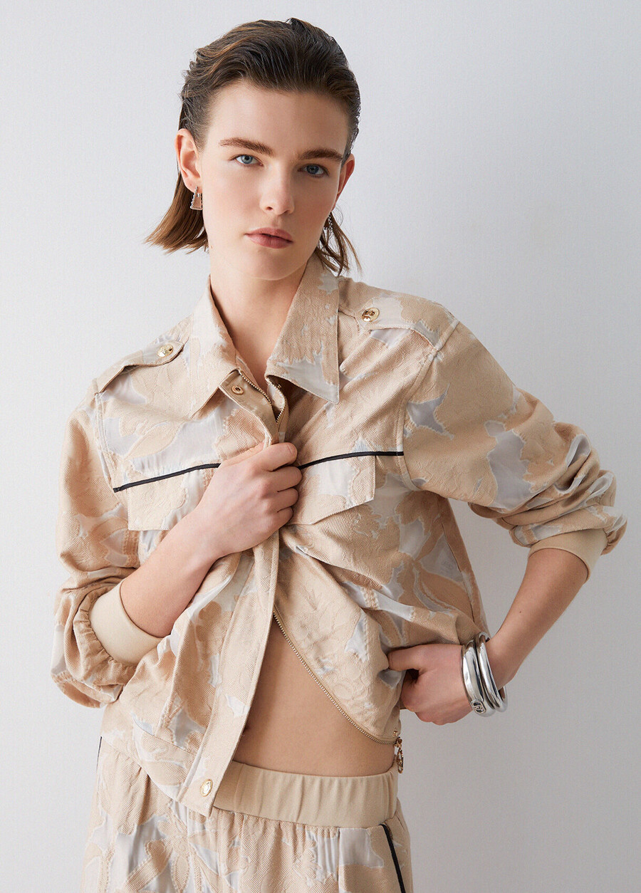 veste en organza jacquard